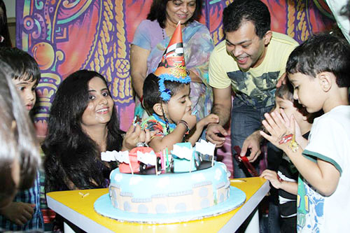 Celebrate Birthday at Cosmikids preschool